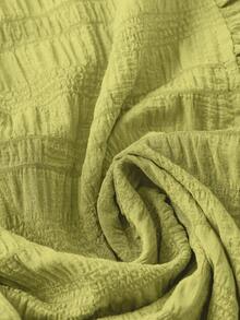 SHEIN LUNE CURVE 大码女式纯色纹理V领短袖休闲常规衬衫，适合外出、度假、夜店等场合 - 橄欖綠 - 查看 4