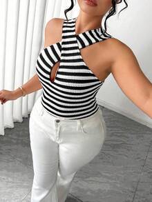 Elenzga Regata Elegante de Malha Texturizada com Gola Transpassada, Cintura Marcada, Listrada em Vermelho e Branco, Plus Size, Ideal para Primavera/Verão, Volta às Aulas, Férias, Formatura, Feriados, Dia dos Namorados, Natal, Festivais de Música, Dia das Mães, Halloween, Ação de Graças, Páscoa, Dia Nacional, Danças, Aniversários, Encontros, Festas, Casamentos, Atividades ao Ar Livre - Preto e Branco - Visão 7