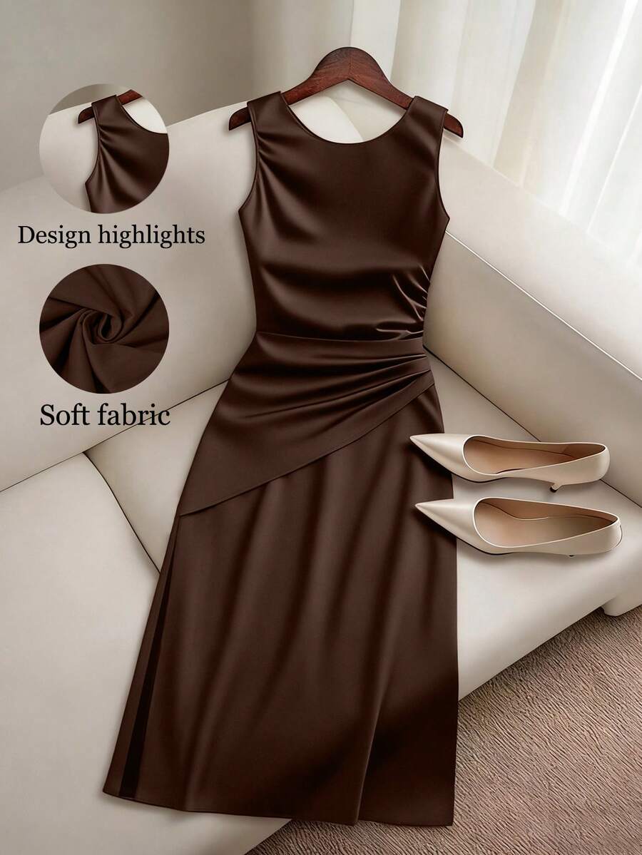 GlowEve CURVE Plus Size Summer Minimalist Elegant Solid Color Pleated Sleeveless Dress - Chocolate Brown - View 1