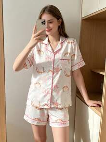 SHEIN 少女甜美可爱优雅休闲舒适柔软阻燃仿丝粉色经典领蝴蝶结樱桃卡通印花高端珠地拼接包边短袖上衣配短裤两件套睡衣 - 彩色 - 查看 3