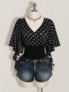 SHEIN ICON 大码女式V领黑白波点荷叶边袖T恤 - 黑與白 - 查看 10