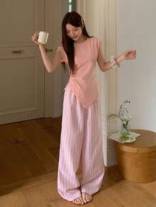 DAZY Bộ đồ ngủ nữ màu trơn gồm áo không tay vạt lệch và quần ống rộng kẻ sọc, thích hợp cho mùa hè. - Hồng - Xem 7