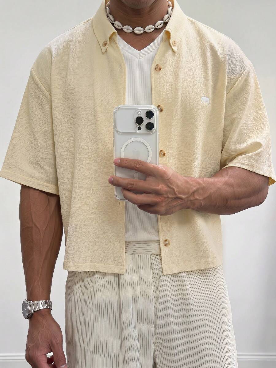 ESTAVOR Men's Casual Fashion Woven Short Sleeve Shirt With Embroidered Polar Bear Design, Suitable For Summer - Light Yellow - View 1