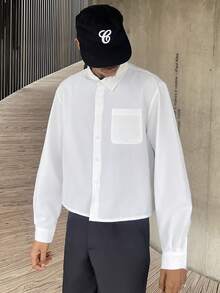 Ngobest Haus Ngobest Haus Jeune style de rue pour hommes, chemise à manches courtes polyvalente de couleur unie, convenant pour le streetwear, les tenues décontractées du quotidien, les sorties du week-end, les festivals de musique, les rassemblements sociaux et plus encore. Cette chemise est une pièce polyvalente essentielle dans la garde-robe d'un homme, en faisant un excellent cadeau pour les petits amis ou les maris. - Blanc - Voir 5