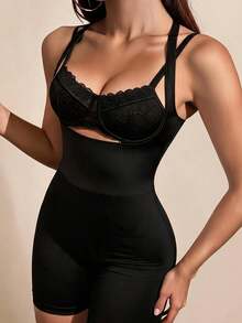 Silquee Bộ đồ thể thao nữ màu trơn gồm áo ngực ren và quần short cùng màu. - màu đen - Xem 1