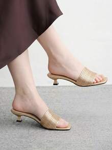 CUCCOO BIZCHIC Nuevos sandalias de tacón alto de punta cuadrada con tiras doradas para mujer, para primavera y verano. Sandalias de tacón de aguja francesas para usar con faldas - Dorado - Ver 1