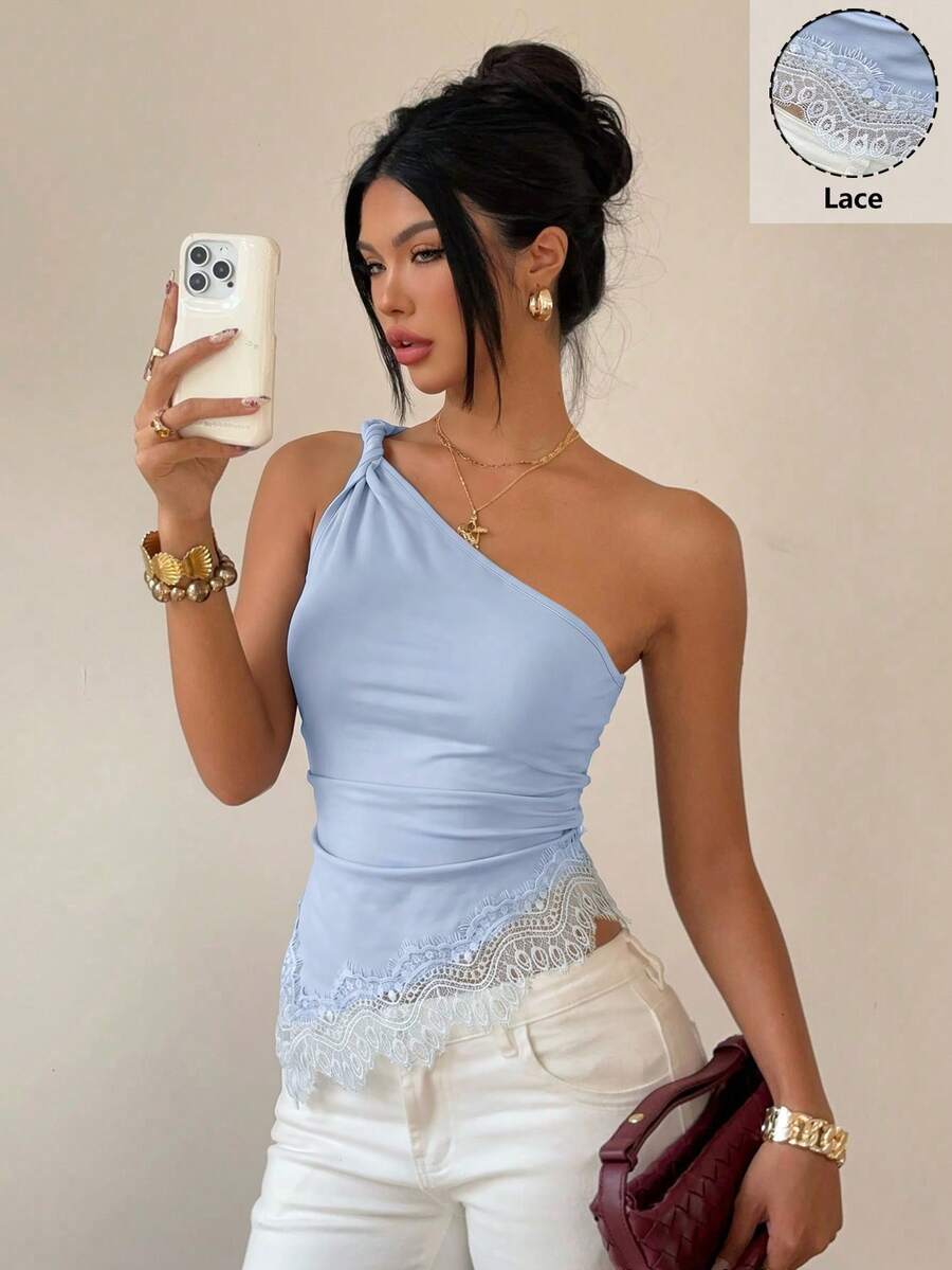 Siren Gaze 蕾丝拼接扭结单肩上衣,优雅修身女士衬衫,嘉年华上衣,休闲夏季风,露肩上衣,露背上衣,派对上衣,音乐节 - 藍色 - 查看 1