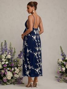 MaterniChic Vestido de maternidad elegante con tirantes bordados para vacaciones - Azul Marino - Ver 2