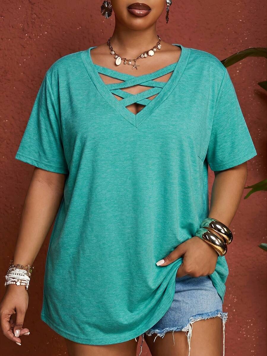 SHEIN CURVE+ Plus Size Women's Solid Fuchsia V-Neck Short Sleeve T-Shirt, Summer - Green - View 1