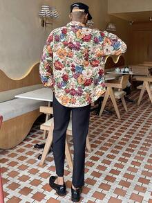 Ngobest Haus Ngobest Haus Esta camisa/chaqueta casual de moda masculina presenta un diseño elegante con un bolsillo de carga en el pecho delantero. Combina la estética retro con la moda moderna, para hombres en otoño e invierno, estilo a juego de parejas, moda para salir con gráficos coloridos y manga larga, ideal como regalo para amigos, esposo o novio. - Multicolor - Ver 5