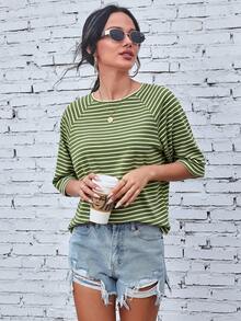 EMERY ROSE Raglan Sleeve Olive Green Print Tee Graphic Tees Women Tops Night Autumn Casual - Green - View 4