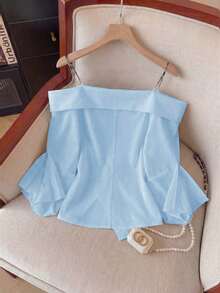 GlowEve Blusa elegante de manga larga con hombros descubiertos, decorada con botones y cadena de unicolor - Azul - Ver 2