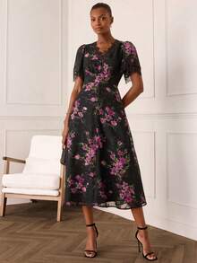 Lilora Women's Elegant Cutout Floral Dress,Black And Purple,Summer High-Fashion Graceful Dress,Versatile For Wedding,Commuting,Parties,Holidays & Vacations - Multicolor - View 4