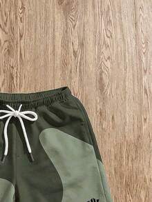Manfinity Joysei Pantalones cortos casuales y versátiles para uso diario con cintura con cordón y estampado de letras en bloques de color para hombres - Multicolor - Ver 5