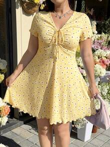GalTyme Plus Size Women V-Neck Allover Print Ruched Fashion Date Party Dress - Pale Yellow - View 1