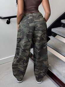 Alexandranx 时尚休闲街头风褶皱迷彩低腰超阔腿牛仔裤 - 軍綠色 - 查看 2