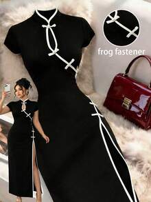 SHEIN PETITE CURVE Plus Size Women's Chinese New Year Button-Up Dress, Elegant New Chinese-Style Dress, Contrast Trim Long Dress Split Dress Long Dress With Slit Black And White Dress Women High Stretch Dress Bodycon Dress Cheongsam Dress Qipao Dress - Black - View 1