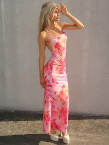 Sydney Algeri Women's Deep Draped Neck Backless Vacation Floral Print Maxi Knit Dress,Bodycon Dress,Elegant Dress For Women,For Autumn And Winter Party White - White - View 5