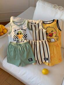 SHEIN 6pcs/Set Conjunto de Camiseta de Tirantes y Pantalones Cortos de Punto con Patrón de Dibujos Animados a Rayas Casual y Lindo para Bebé Niño, Conjunto Básico de Varias Piezas, Conjunto Lindo, Conjunto de Camiseta de Tirantes, Conjunto a Rayas, Conjunto de Pato, Conjunto de Vacaciones, Conjunto de Días Festivos - Multicolor - Ver 3