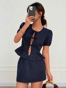 K-Vae Bộ đồ nữ gợi cảm mùa hè: Áo peplum kẻ sọc hở ngực và chân váy ngắn, thích hợp cho kỳ nghỉ hè. - Màu xanh hải quân - Xem 3