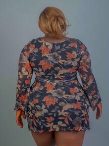 CurvyTilda Plus Size Women Autumn Vacation Style Maple Leaf Print Square Neck Ruched Fitted Dress, For Hourglass Body Shape - Brown - View 4