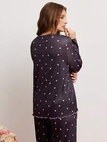 Elorette Conjunto de pijama de manga larga con estampado de corazón, volantes acanalados y lazo para mujer de talla grande, ropa de otoño e invierno para curvas - Negro - Ver 3