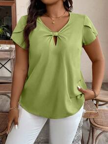 EMERY ROSE Plus Size Solid Color V-Neck Hollow Out Elegant Short Sleeve Blouse, Spring/Summer - Green - View 4