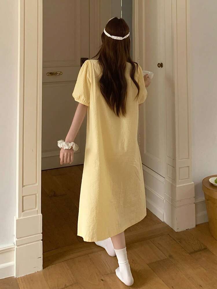 Women's Textured Tie-Up Casual Nightgown
