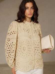 Nueva llegada Otoño Estilo francés Casual Blusa de manga larga con bordado, pliegues y calados en la parte delantera - Beis - Ver 5