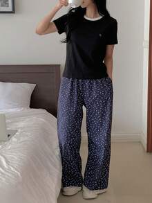 DAZY 2件套女士碎花撞色拼接短袖T恤和直筒长睡裤夏季睡衣套装 - 黑色 - 查看 7