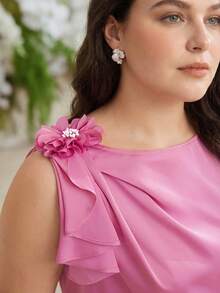 MOTF PREMIUM PLUS SIZE WOMEN BOAT NECK ASYMMETRIC FAUX 3D FLORAL DECOR RUFFLE TRIM SLEEVELESS ELEGANT BLOUSE - Hot Pink - View 5
