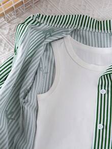 SHEIN 3件套女童编织条纹蝴蝶结装饰休闲衬衫+纯色针织背心+短裤套装 - 綠色 - 查看 7