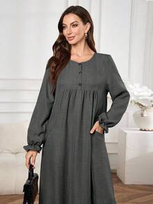 Al Najma Women's Casual Solid Color Arabic Style Dress - Grey - View 5
