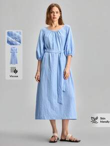 Ontre 2026 Sommer Neu Blaues gestreiftes Kleid mit Taillenbindung und Puffärmeln, vielseitiges Pendelkleid mit erhöhter Kapazität, geeignet für den Stadtverkehr im Frühling, Urlaub, Strand, Musikfestival, Frühlings-/Sommer-lässig-Wear, minimalistische Mode - Blau - Übersicht 3