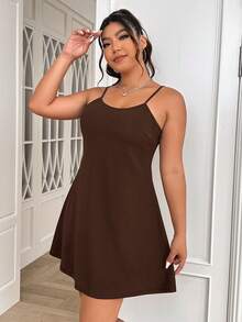 SHEIN EZwear 大码女式夏季休闲度假简约纯色收腰吊带连衣裙 - 巧克力棕 - 查看 3