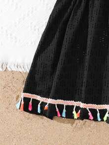 SHEIN Conjunto de Capa de Maiô Bikini e Shorts Oversized para Meninas Pré-Adolescentes, Tecido de Malha Leve Preto, Design com Borla, Adequado para Natação, Praia, Resort, Férias de Verão - Preto - Visão 4
