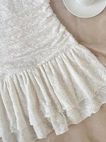 SHEIN Đầm ngắn không tay dáng ôm cho bé gái tuổi teen, kiểu dáng thanh lịch, ren Pháp xếp nếp, họa tiết hoa 3D, cổ tròn bất đối xứng, màu trắng, thích hợp mặc hàng ngày, dự tiệc sinh nhật, lễ tốt nghiệp. - trắng - Xem 7