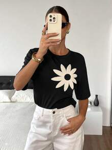 Serisse Women's Round Neck 3D Floral Pattern Casual Versatile Daily Wear T-Shirt - Black - View 6