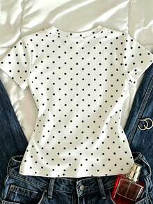 SHEIN Áo thun ngắn tay in chấm bi kỹ thuật số dành cho bé gái tuổi teen, kiểu dáng thoải mái và năng động cho mùa xuân/hè, phù hợp cho các hoạt động ngoài trời, thể thao, chụp ảnh, đi học, lễ hội, làm quà tặng, mặc hàng ngày. - Nhiều màu - Xem 2