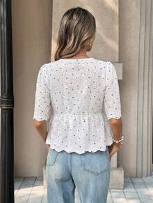 SHEIN PariChic Áo croptop tay ngắn thêu họa tiết chấm bi rỗng, cổ chữ V buộc dây + viền bèo nhún, phong cách đồng quê tươi mát. - trắng - Xem 2