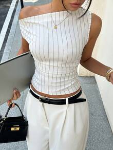 Siren Gaze Blusa casual ajustada con hombro asimétrico fruncido y a rayas para mujer - Blanco - Ver 4