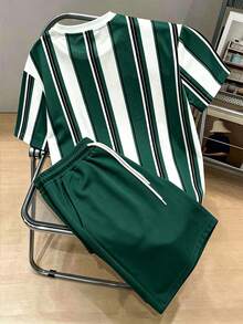 Manfinity Joysei Bộ đồ nam gồm áo thun cổ tròn in chữ kẻ sọc phối màu tương phản và quần short cạp chun có túi. - Màu xanh lá cây đậm - Xem 2