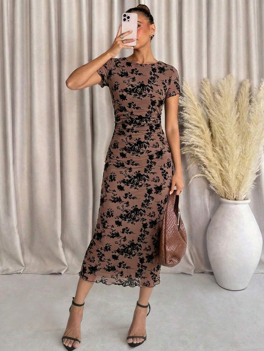 Lavishia 女款優雅夏季棕色碎花洋裝，極簡高雅休閒穿搭，適合用餐、正式場合，經典修身版型服飾