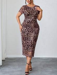 SHEIN Clasi Plus Size Women Summer Fashionable Elegant Leopard Print Fitted Dress Summer Dress Spring Dress Festival Dresses Easter Dress Elegant Dresses Elegant Party Dresses Beach Dress Wedding Guest Dress For Women Wedding Party Dress Bridesmaid Dress Graduation Dress Graduation Outfit For Mother Casual Dress Vacation Dresses Holiday Dresses Formal Dress Floral Dress Plus Size Dress For Women Purple Flowy Dress Elegant Dress For Women Fleurora Spring And Summer Elegant Dress Floral Print Maxi Dress Women's Puff Sleeve Dress Latest Dress Zanzea Dress For Women Plus Size Zanea Dress For Woman Wedding Guest Outfits For Women Curve Birthday Dresses For Women Plus Size - Multicolor - View 7