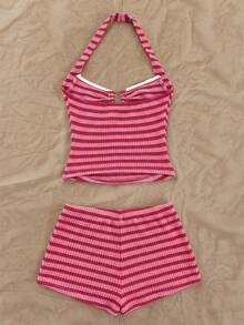Conjunto Casual de 2 Piezas para Mujer : Top Halter con Volantes a Rayas y Pantalones Cortos - Rosa Fucsia - Ver 2