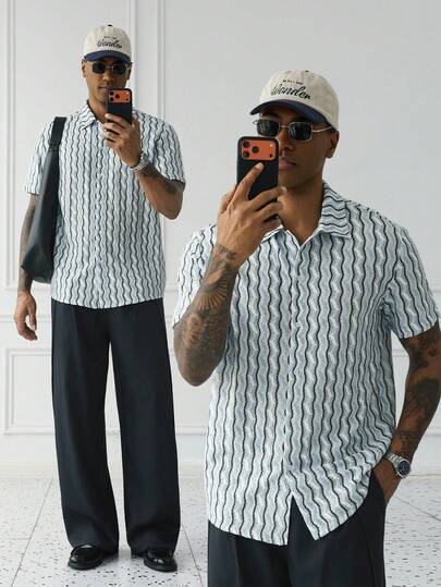 HUEFORM Herren Sommer Neu Blau & Weiß Zickzack Gestreiftes Lässiges Loses Retro Kurzarm Hemd