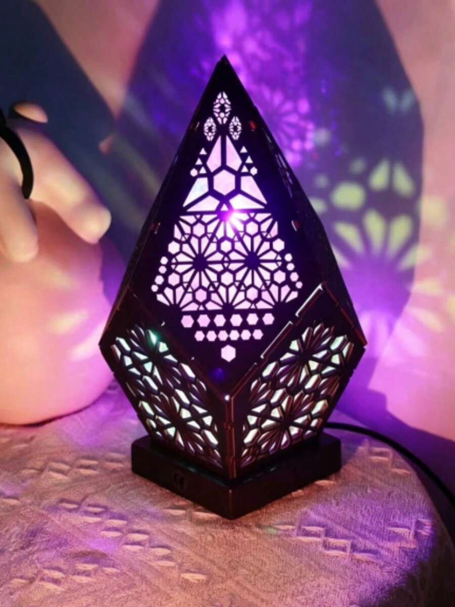 1pc LED Night Light - USB Powered, Decorative Multicolor Shadows For Bedroom, Living Room,No Battery Required, Living Room Decoration | Colorful Projection (Note: Please Let It Air Out In A Ventilated Space For 1-3 Days After Purchase)