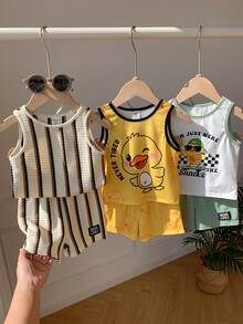 SHEIN 6pcs/Set Conjunto de Camiseta de Tirantes y Pantalones Cortos de Punto con Patrón de Dibujos Animados a Rayas Casual y Lindo para Bebé Niño, Conjunto Básico de Varias Piezas, Conjunto Lindo, Conjunto de Camiseta de Tirantes, Conjunto a Rayas, Conjunto de Pato, Conjunto de Vacaciones, Conjunto de Días Festivos - Multicolor - Ver 7