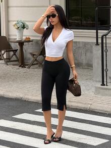 Hanevo Women's Solid Color Fashionable Versatile Leg Slit Fitted Capri Pants Everyday Black Summer Casual - Black - View 3