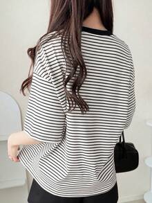 FRIFUL Women's Wavy Striped Loose Contrast Trim Short Sleeve T-Shirt, Summer Casual Wear - Black - View 2